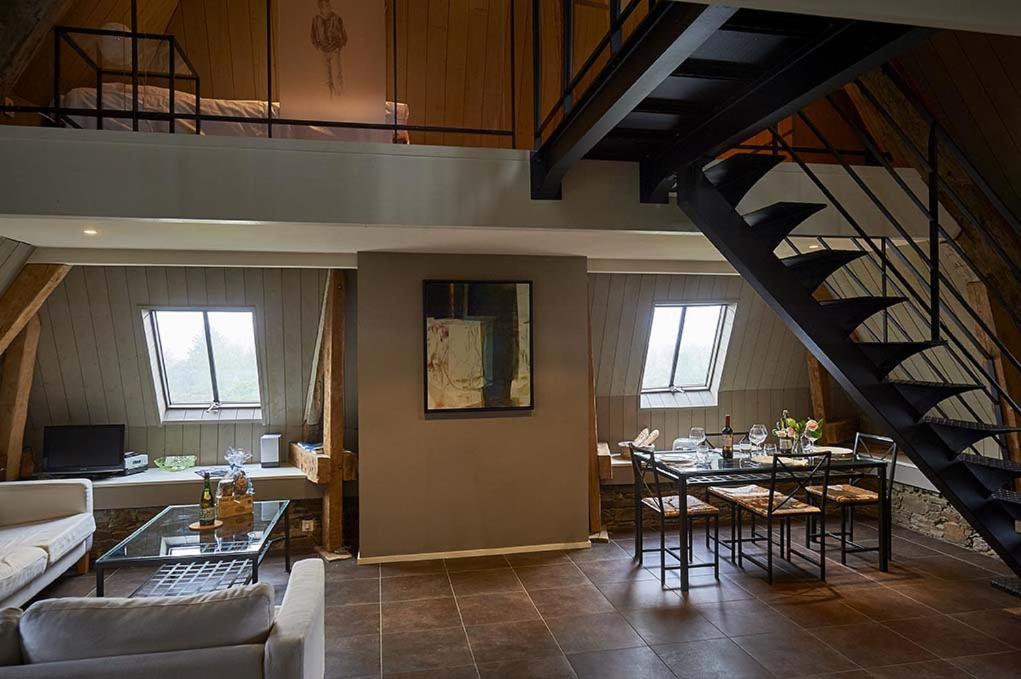 Gite La Passerelle - Manoir Le Plessix Madeuc コルスル エクステリア 写真